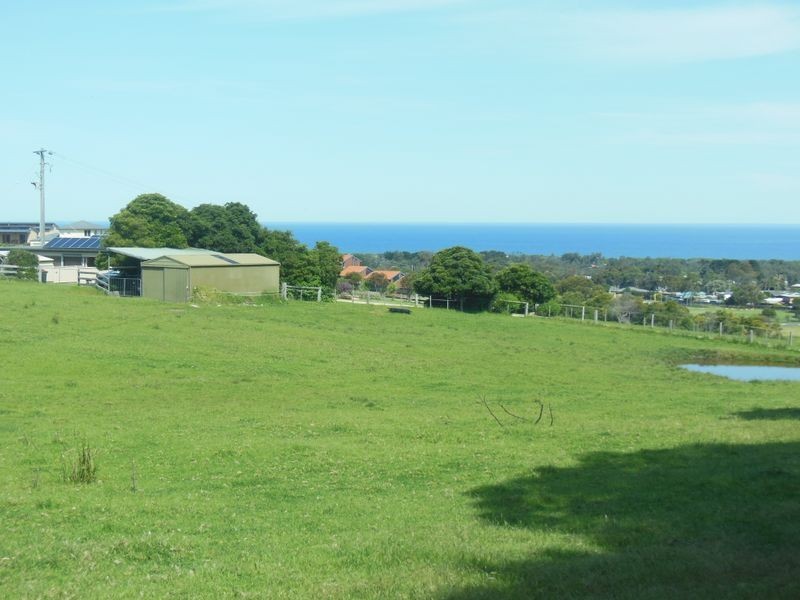 90 Palmers Road, Lakes Entrance VIC 3909