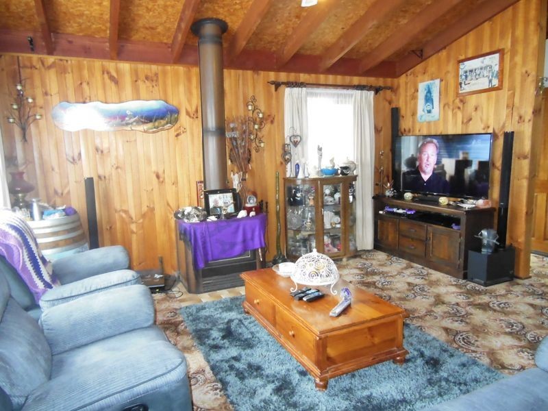 3 Tambo Court, Lakes Entrance VIC 3909