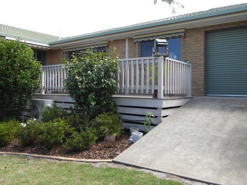 39 Stirling Drive, Lakes Entrance VIC 3909