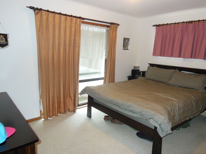 11 Tambo Court, Lakes Entrance VIC 3909