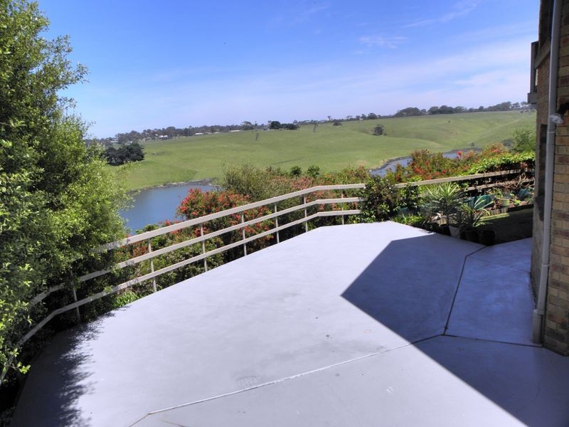 45 Nautilus Way, Lakes Entrance VIC 3909