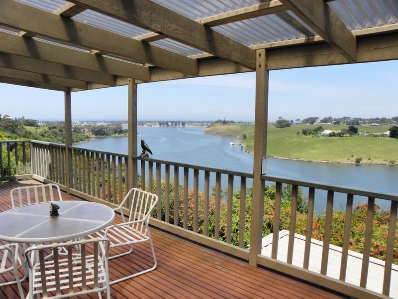 45 Nautilus Way, Lakes Entrance VIC 3909