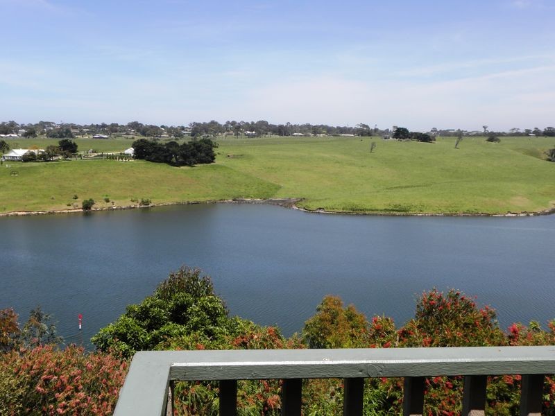 45 Nautilus Way, Lakes Entrance VIC 3909