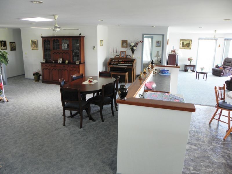 45 Nautilus Way, Lakes Entrance VIC 3909