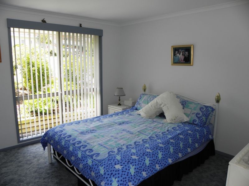 45 Nautilus Way, Lakes Entrance VIC 3909