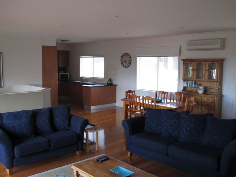 433 Lake Tyers Beach Road, Lake Tyers Beach VIC 3909