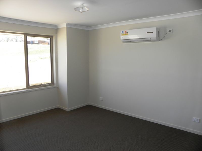 4 Luke Court, Lakes Entrance VIC 3909