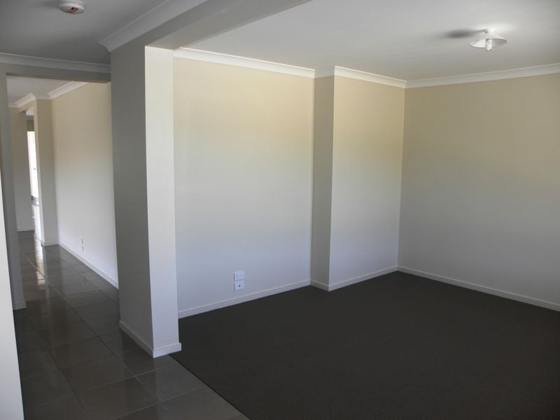 4 Luke Court, Lakes Entrance VIC 3909