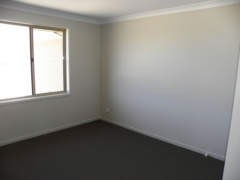 4 Luke Court, Lakes Entrance VIC 3909