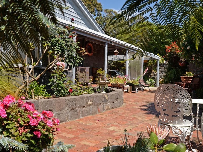 80 Lake Bunga Beach Road, Lakes Entrance VIC 3909