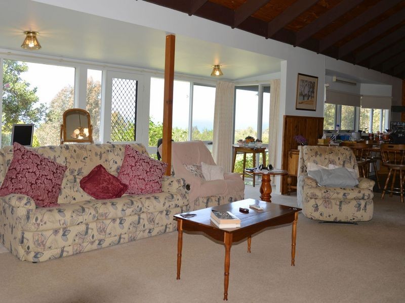 80 Lake Bunga Beach Road, Lakes Entrance VIC 3909