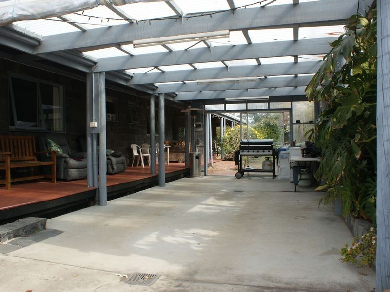 80 Lake Bunga Beach Road, Lakes Entrance VIC 3909