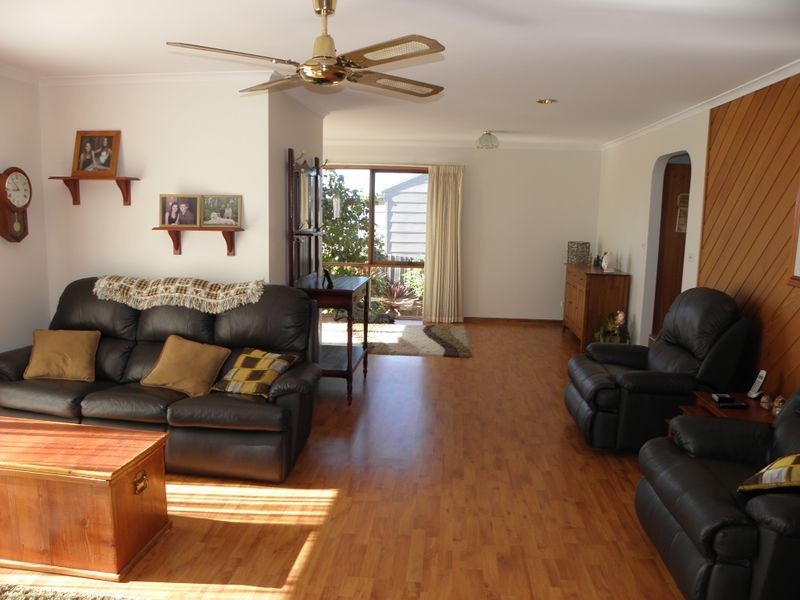 135 Myer Street, Lakes Entrance VIC 3909