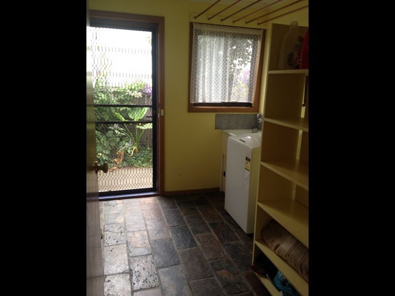 53 Hazel Road, Kalimna VIC 3909