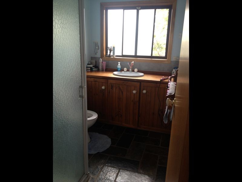 53 Hazel Road, Kalimna VIC 3909