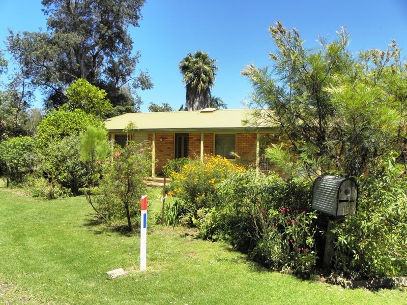 12 Cunninghame Street, Lakes Entrance VIC 3909