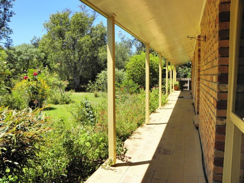 12 Cunninghame Street, Lakes Entrance VIC 3909