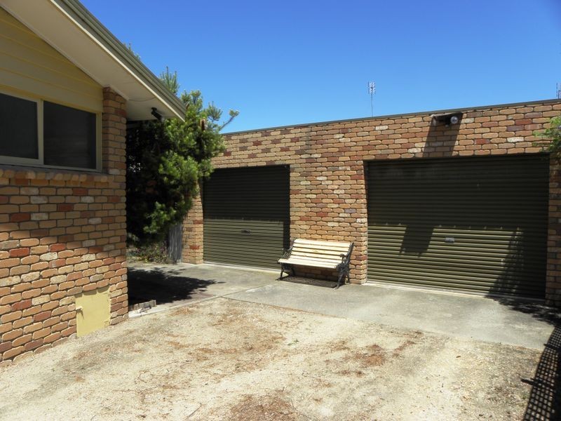 12 Cunninghame Street, Lakes Entrance VIC 3909