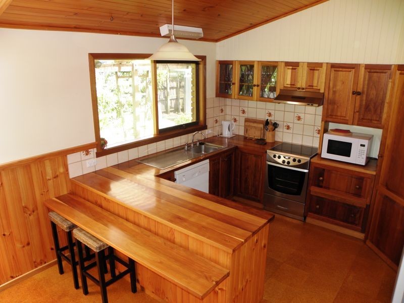 12 Cunninghame Street, Lakes Entrance VIC 3909