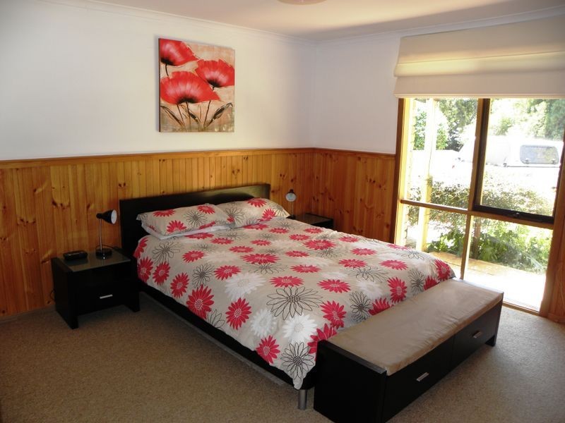 12 Cunninghame Street, Lakes Entrance VIC 3909