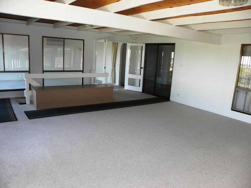 25 O’Neills Road, Lakes Entrance VIC 3909