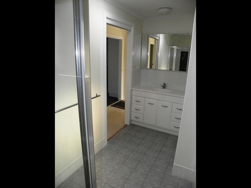 25 O’Neills Road, Lakes Entrance VIC 3909