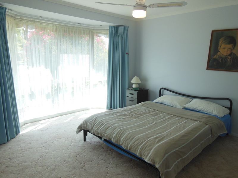 40 Coates Road, Lakes Entrance VIC 3909