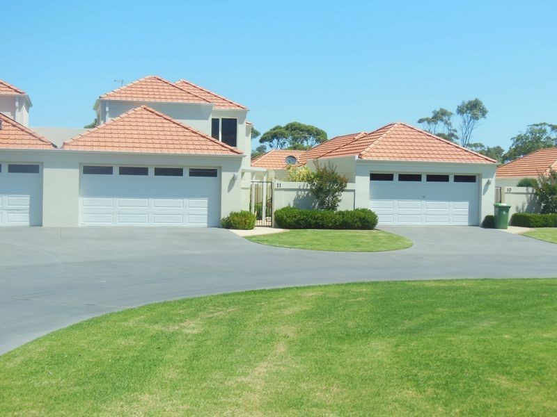 20/122 Golf Links Road, Lakes Entrance VIC 3909