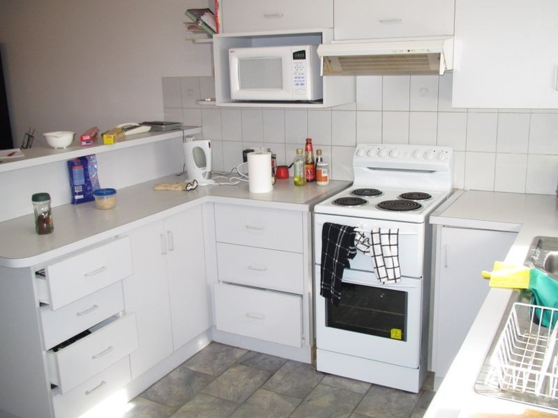 1/27 Roadknight Street, Lakes Entrance VIC 3909