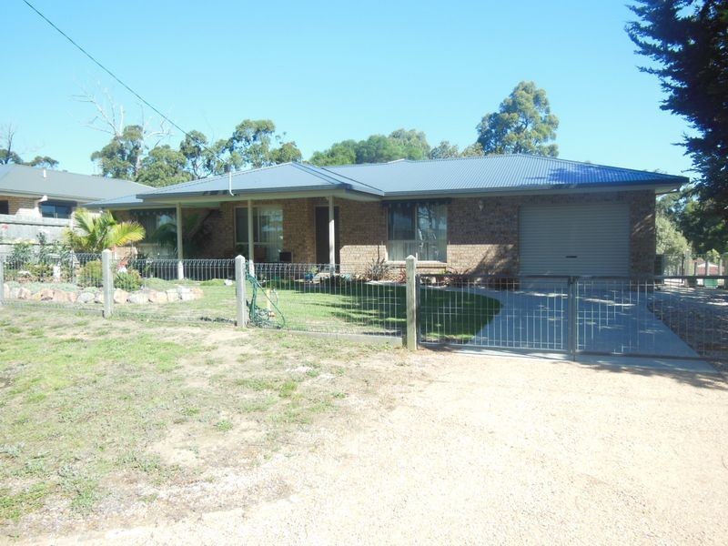 104 Hunters Lane, Kalimna VIC 3909