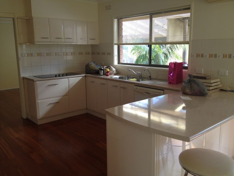 14 Endevour Court, Lakes Entrance VIC 3909