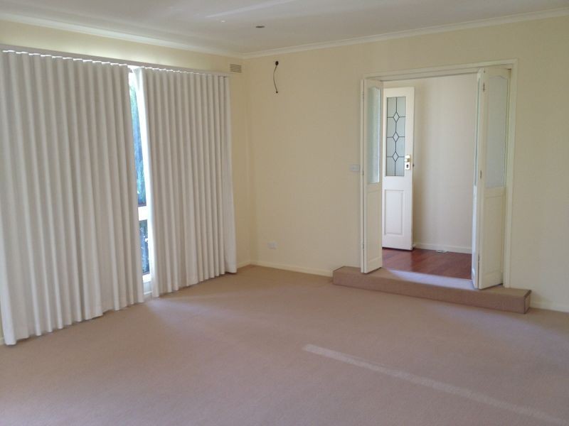 14 Endevour Court, Lakes Entrance VIC 3909