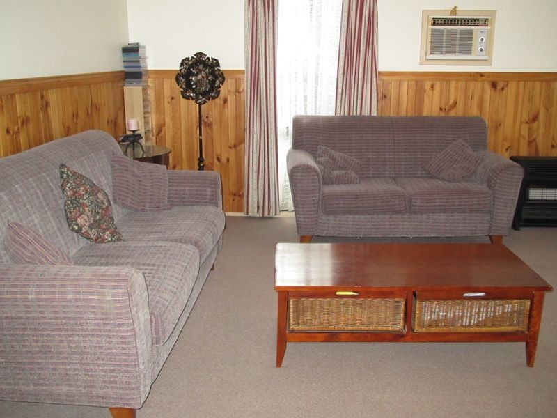 21 Point Road, Kalimna VIC 3909