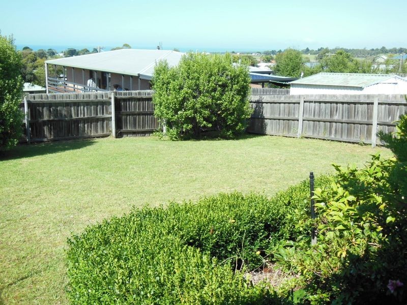 172 Thorpes Lane, Lakes Entrance VIC 3909