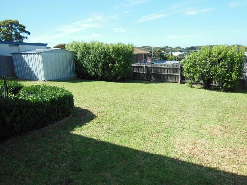 172 Thorpes Lane, Lakes Entrance VIC 3909