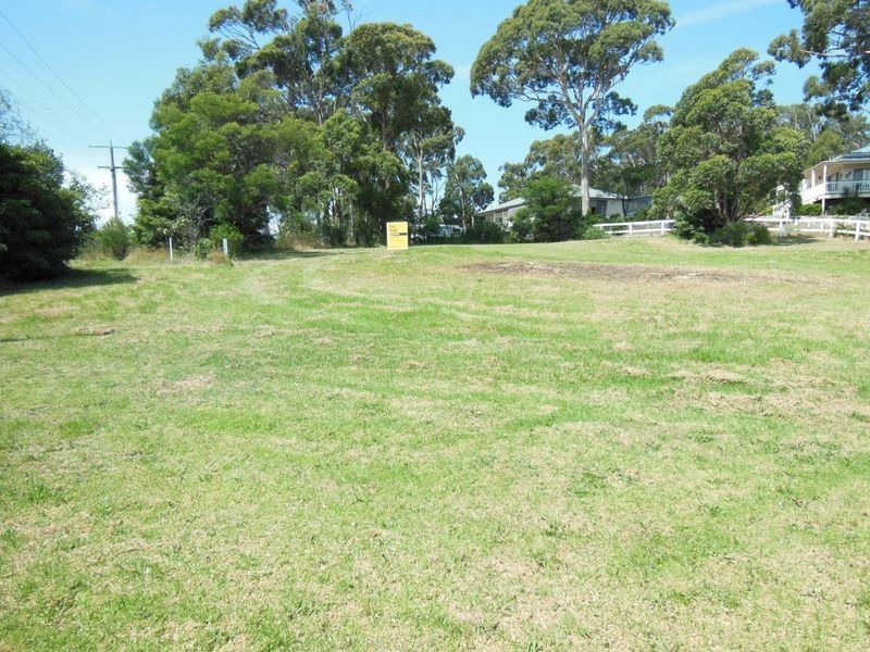 1 Oceanview Parade, Lakes Entrance VIC 3909