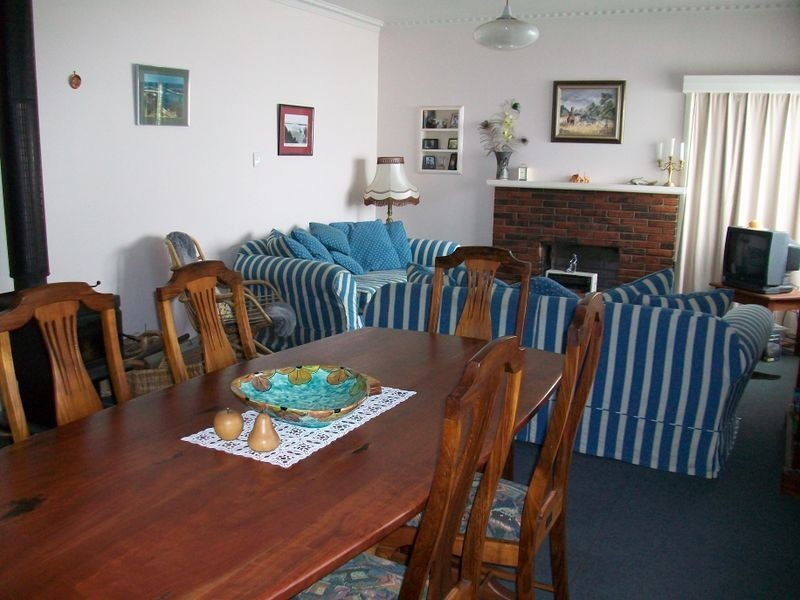 6 View Street, Lakes Entrance VIC 3909