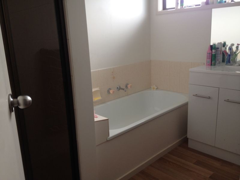 10 Panoramic Drive, Lakes Entrance VIC 3909