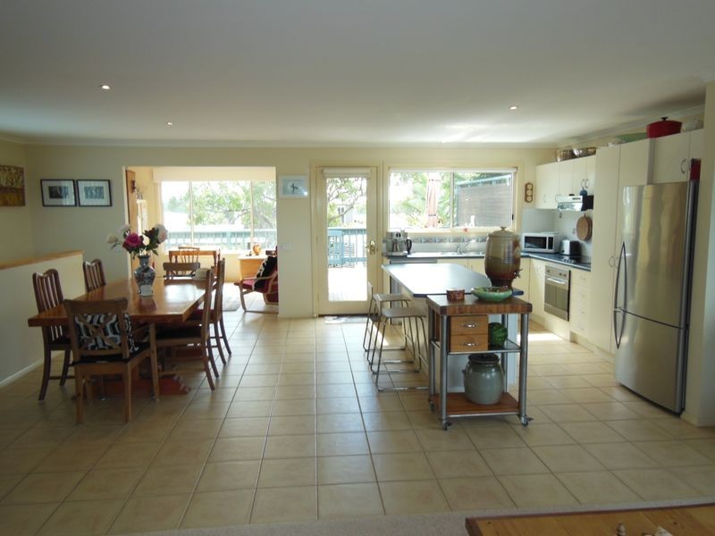 439 Lake Tyers Beach Road, Lake Tyers Beach VIC 3909