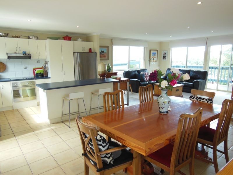 439 Lake Tyers Beach Road, Lake Tyers Beach VIC 3909