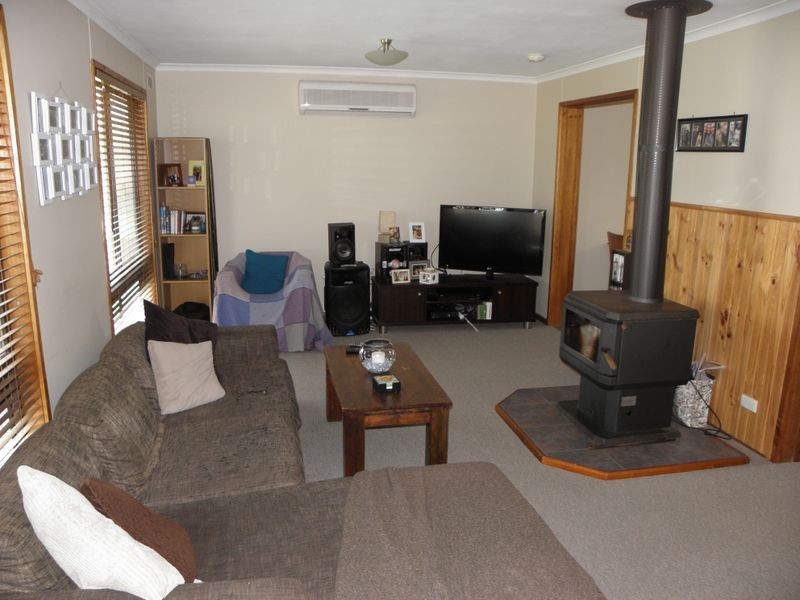 67 Lakeside Drive, Lake Tyers Beach VIC 3909