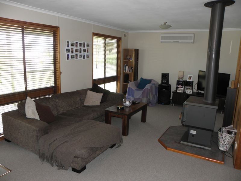 67 Lakeside Drive, Lake Tyers Beach VIC 3909