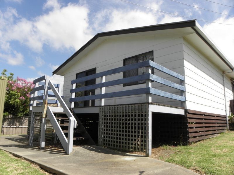 31 Lakeview Drive, Lakes Entrance VIC 3909