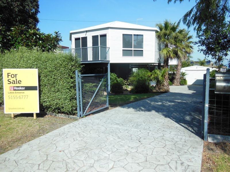20 Lakeside Drive, Lake Tyers Beach VIC 3909