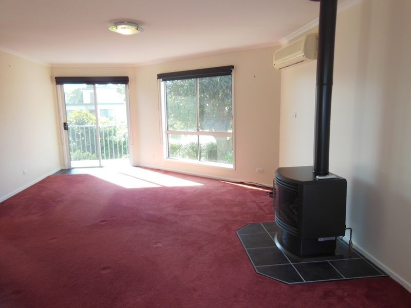 20 Lakeside Drive, Lake Tyers Beach VIC 3909