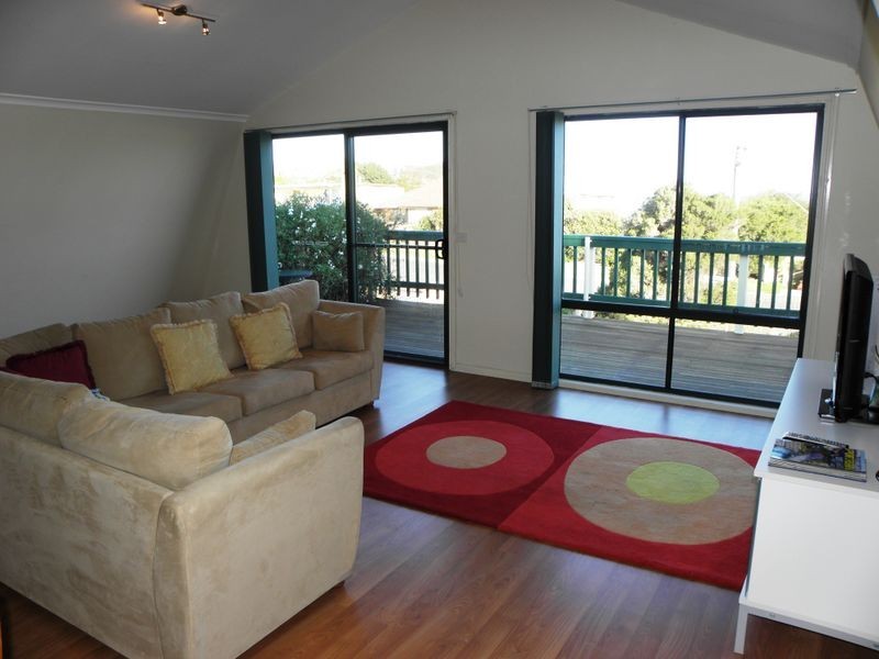 22 O’Neills Road, Lakes Entrance VIC 3909