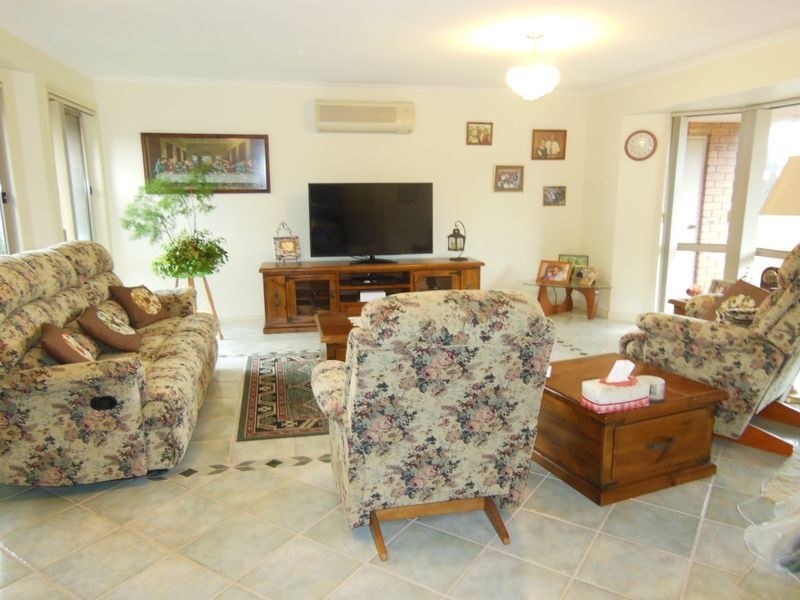 101 Hazel Road, Kalimna VIC 3909