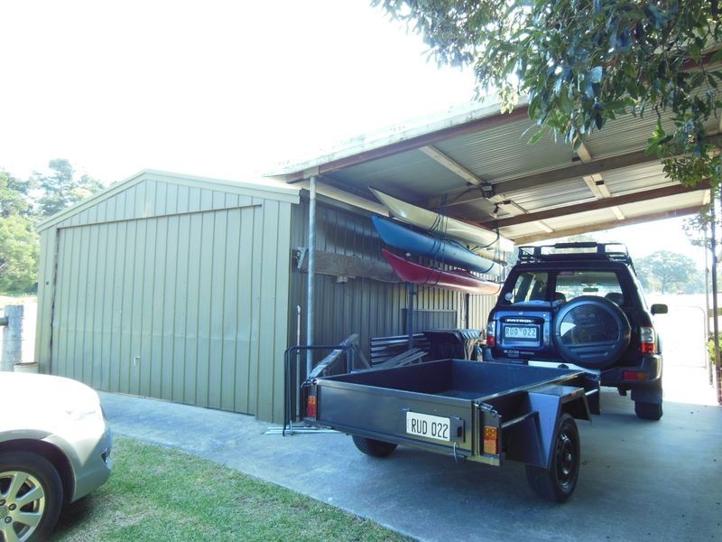 90 Palmers Road, Lakes Entrance VIC 3909