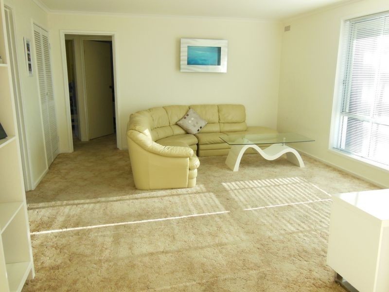 13 Christopher Court, Lakes Entrance VIC 3909