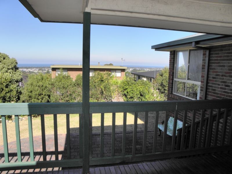10 Periwinkle Drive, Lakes Entrance VIC 3909